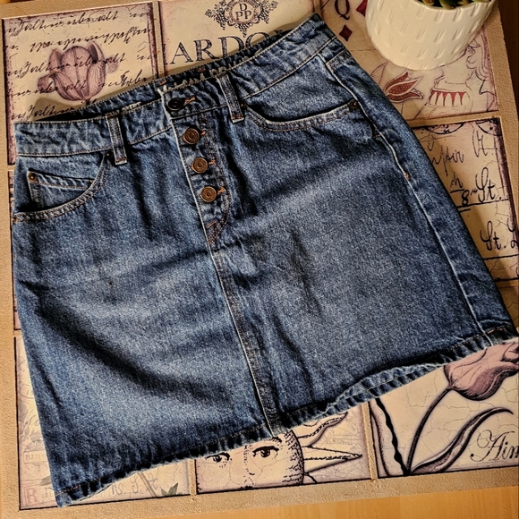 VOLCOM Stoned Mini Skirt, Medium Wash - Picture 1 of 5